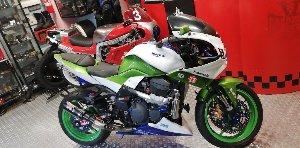 Cyclemonster kustom shop — Motocicleta