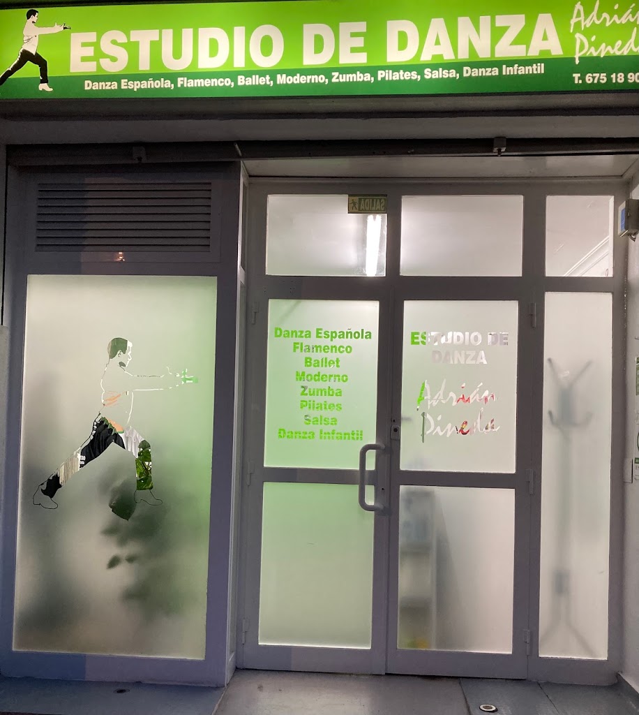 Estudio de danza Adrian Pineda — Del propietario