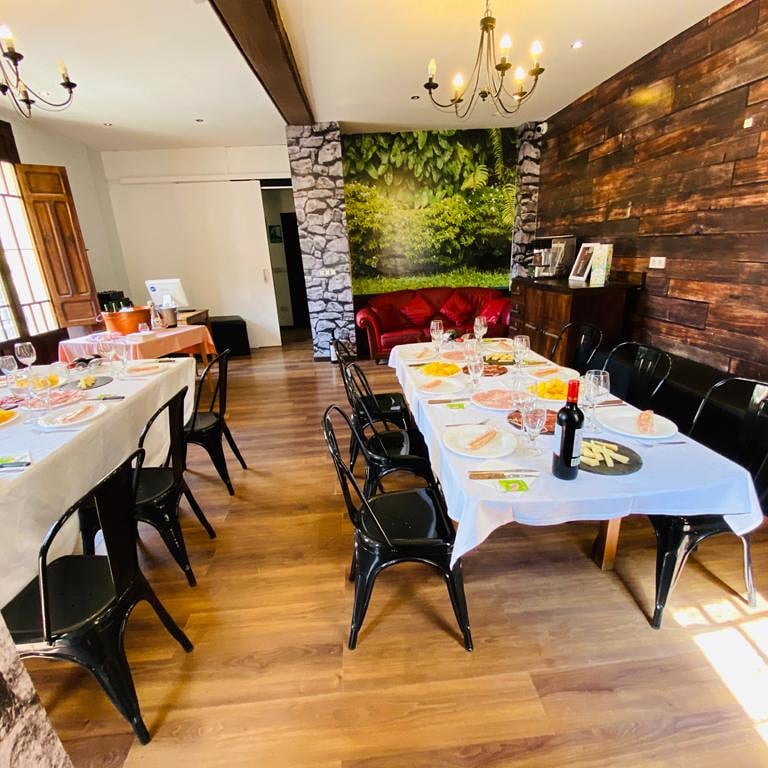 La Taperia Braseria - Placa de les Flors, 17