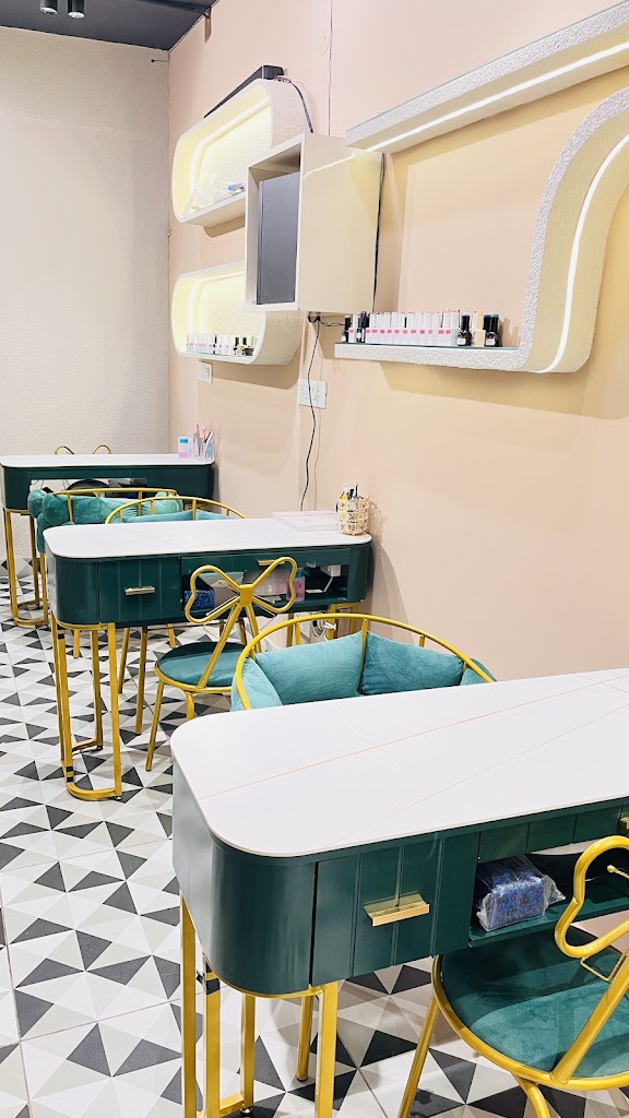 Nature Canvas Studio Academy Best Salon In Panipat