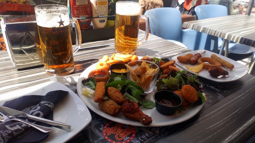 Rock & Grill — Comida y bebida