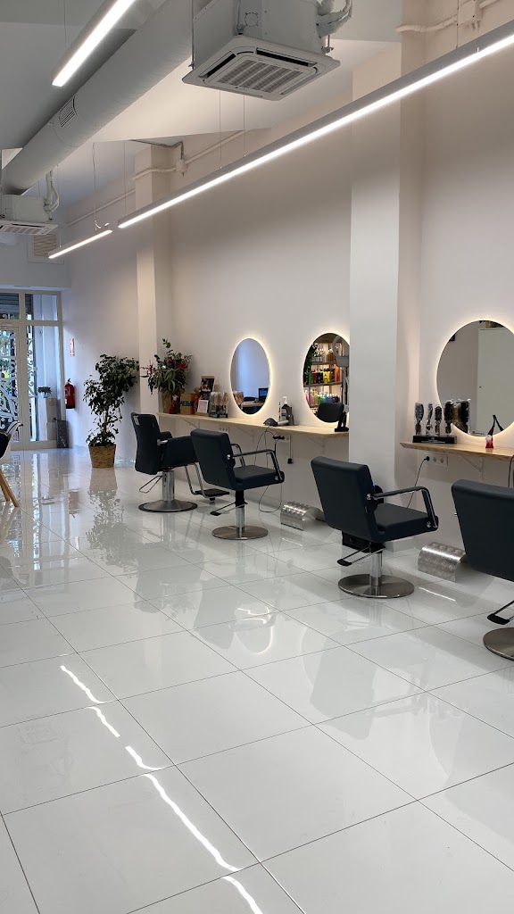Ingrida Beauty Salon — Interior