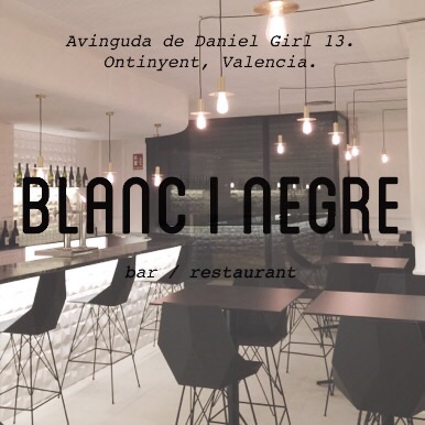 Blanc i Negre Bar Restaurant