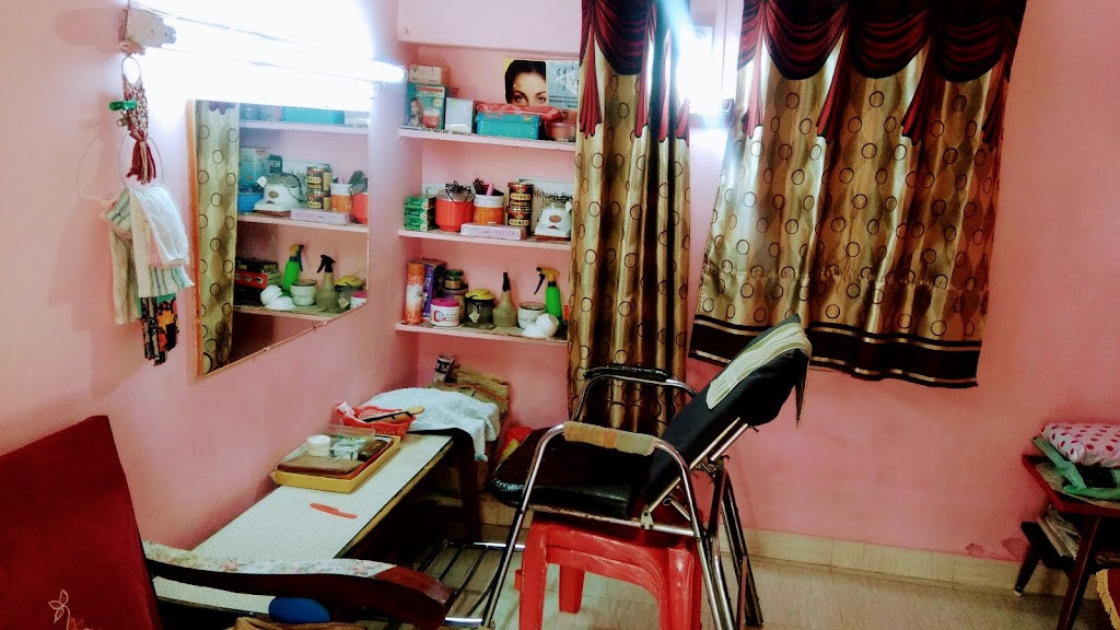 Madhur Beauty Parlour Gondia