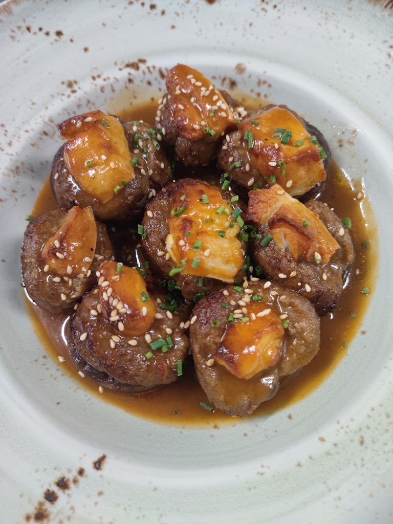 Restaurante Cienvinos — Comida y bebida