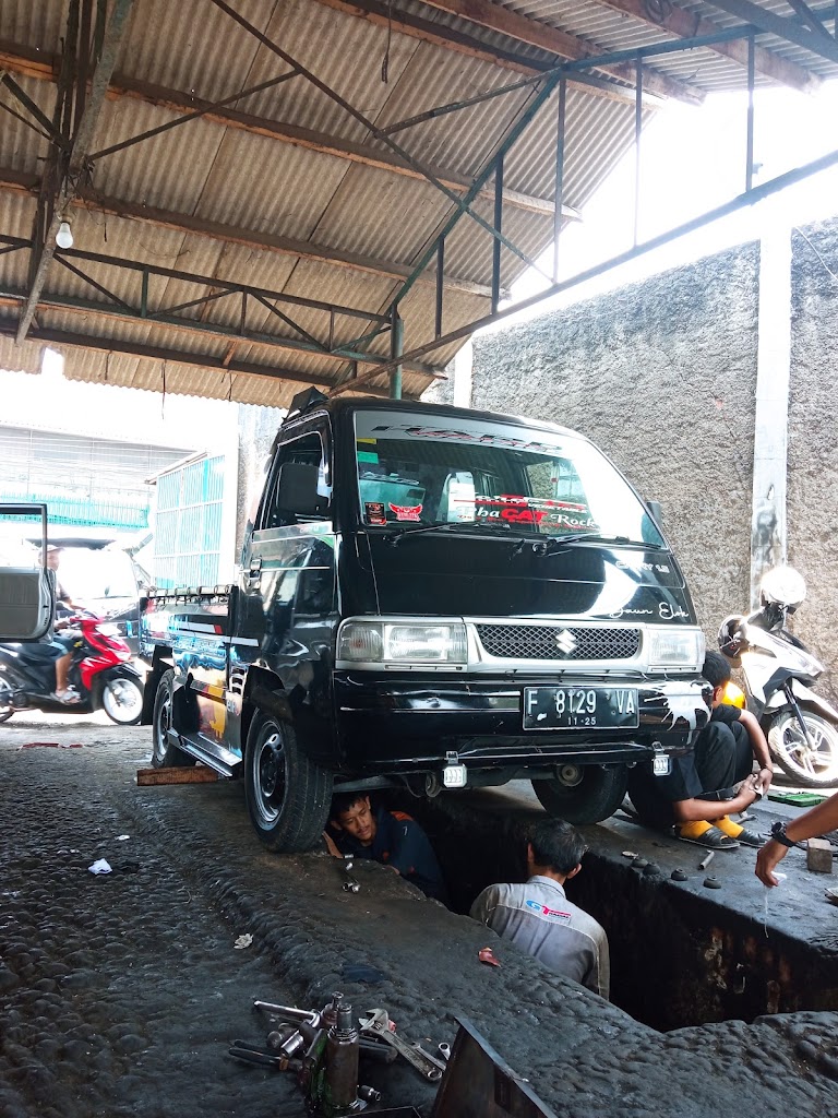 Bengkel Mobil Harum/ Abah Weweh