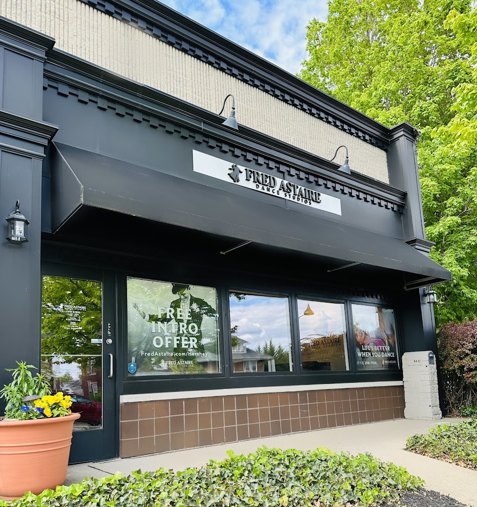  Fred Astaire Dance Studios