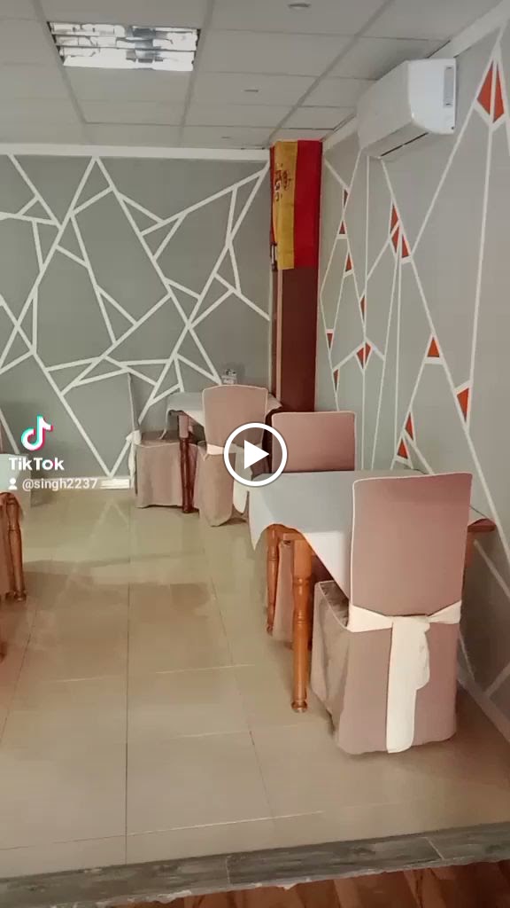 Baaz pizzeria Comida Hindu restaurante — Videos