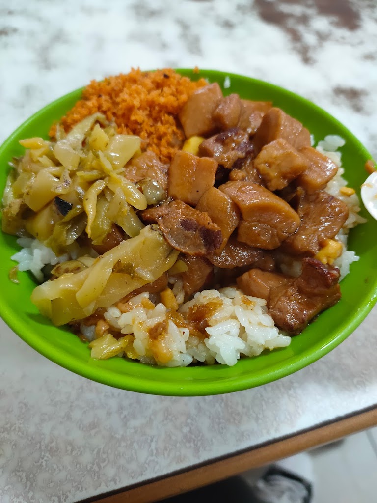 口福 肉羹麵 魷魚羹 滷肉飯 的照片