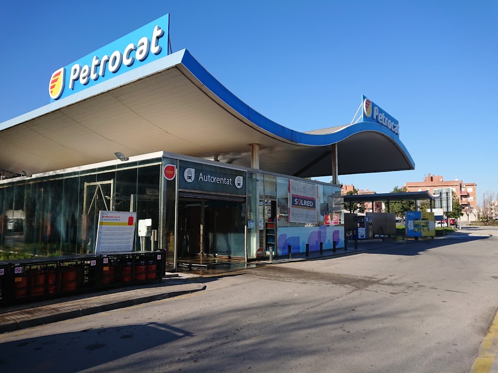 Estacion de Servicio Petrocat - Repsol — Exterior