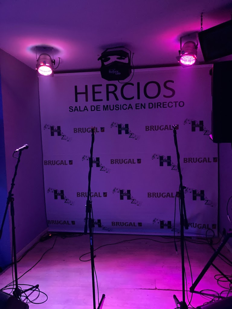 Bar Hercios — Escenario
