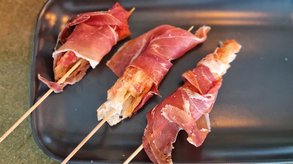 La Pepa Cafe i Vermut — Comida y bebida