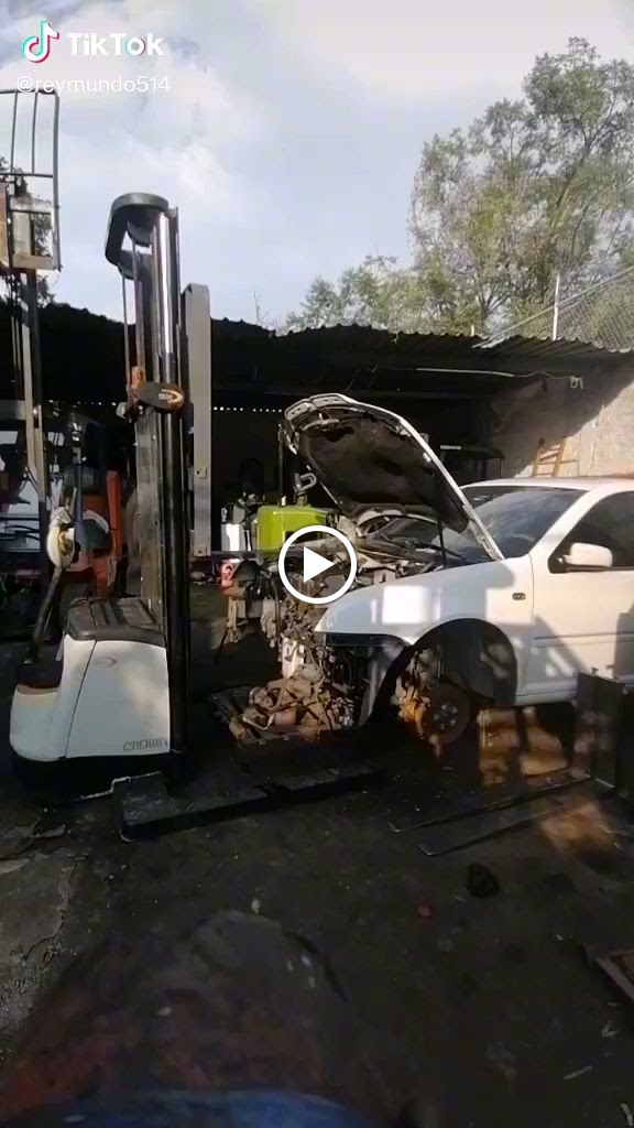 Taller Automotriz Ray — Videos