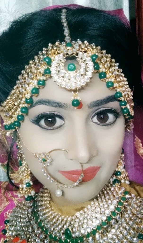 Simran Beauty Parlour