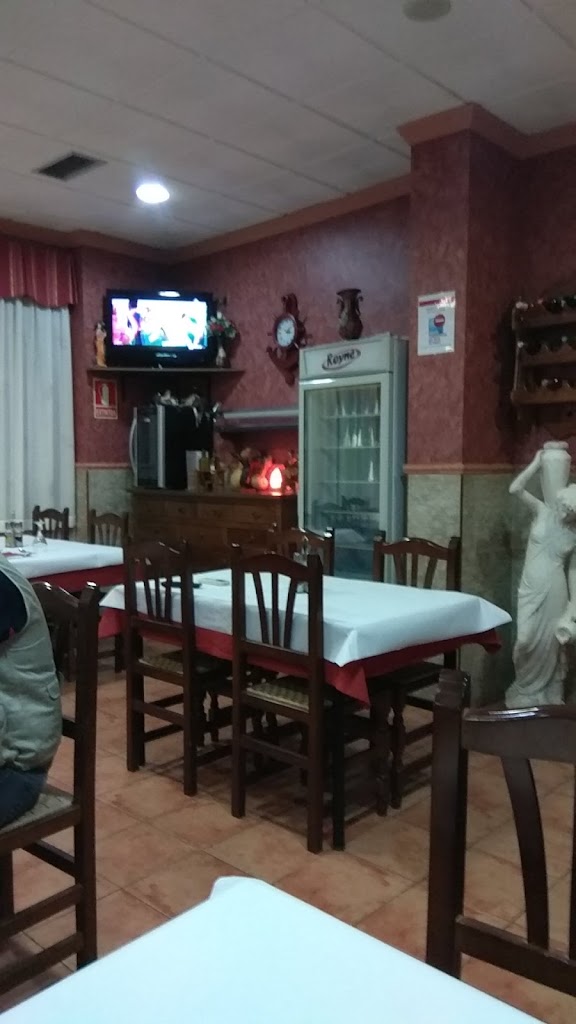 BAR RESTAURANTE CHICHARRO — Ambiente