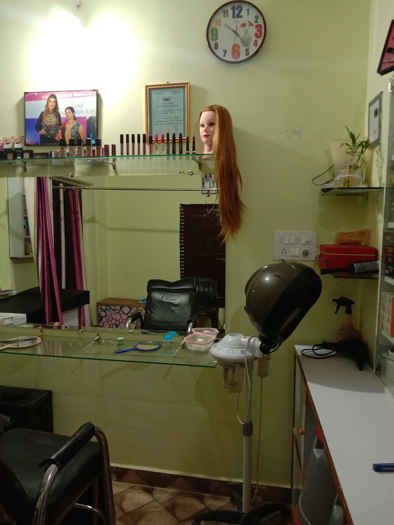 Kunjal Beauty Parlour
