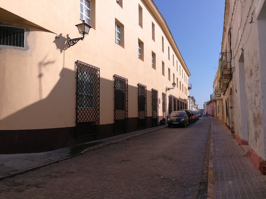 Mina Peluqueria y Estetica — Exterior