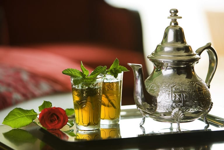 Cafe bar restaurante nekor mTaam lnkwr — Comida y bebida