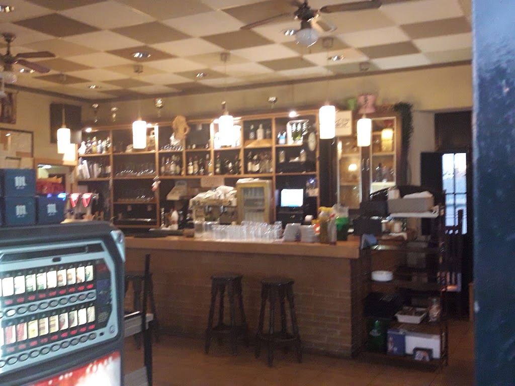 Cafe Bar Renfe — Ambiente