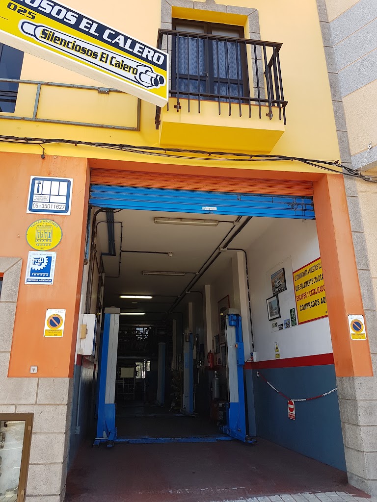 Silenciosos El Calero-INGENIO — Exterior