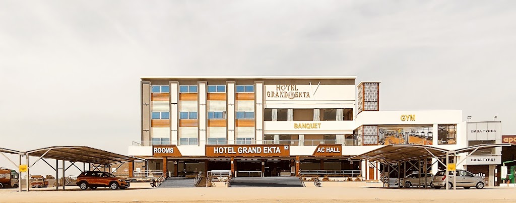 Hotel Grand Ekta