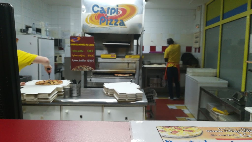 Carpi Pizza — Ambiente