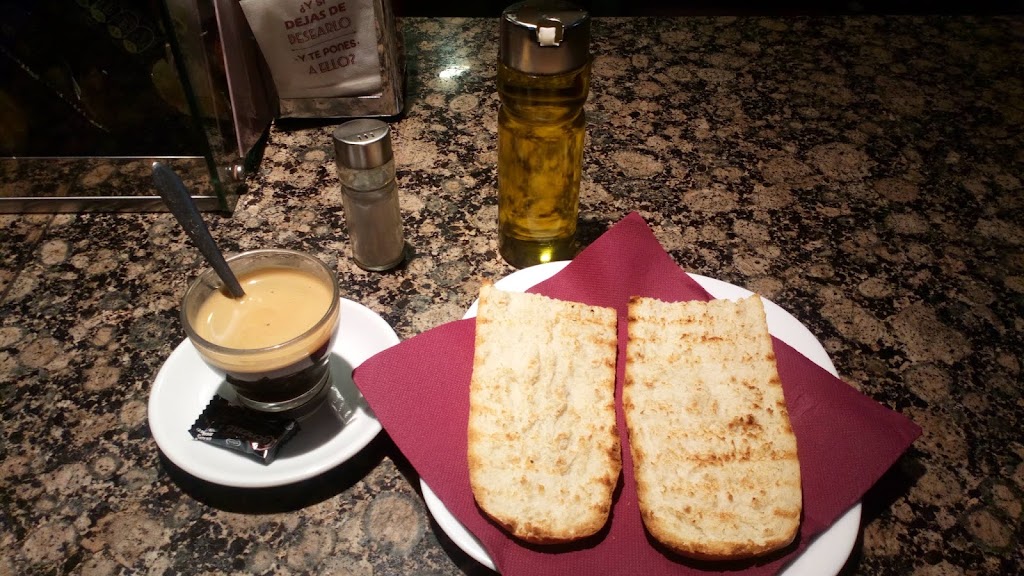 Bar-Bocateria Esla — Comida y bebida