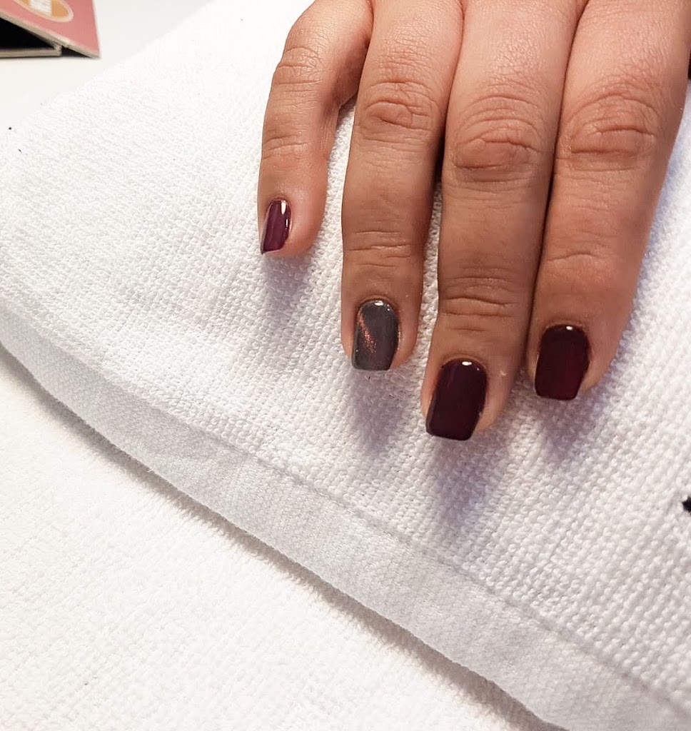 Stetyk Montse Carceller — Manicura