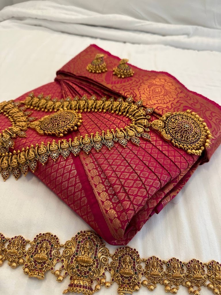 Ambattur Sai S Saree Draping