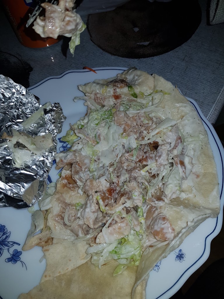 Kebab IsTurk — Comida y bebida