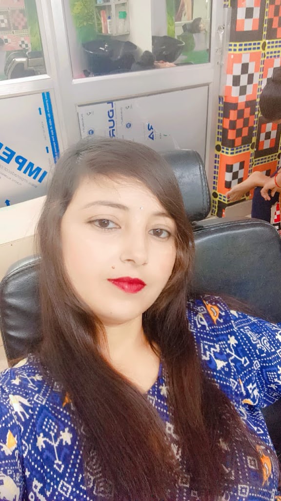 Meera Beauty Parlour