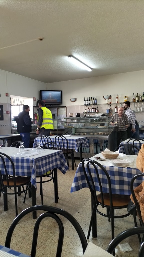 Restaurante Mulides — Ambiente