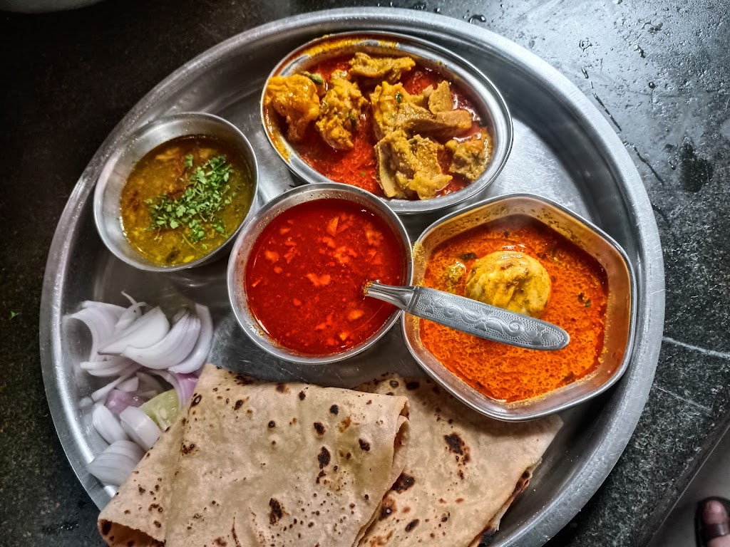 Hotel A1 Khanaval Tasgoan