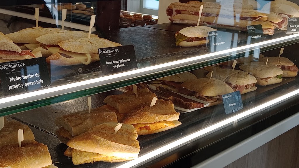 Cafeteria Mendebaldea — Ambiente