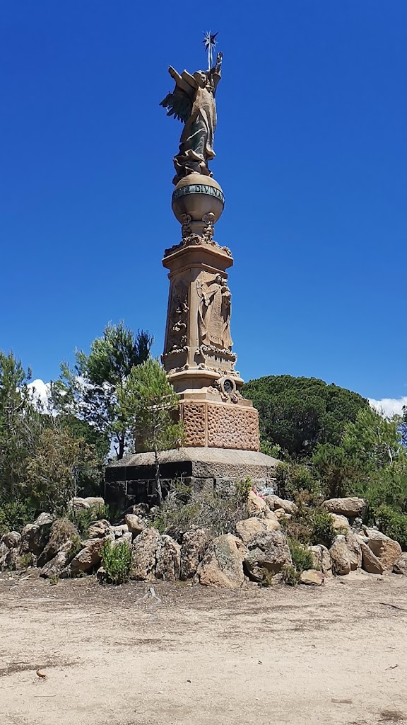 Monumento al Angel( a Jacinto Verdaguer)