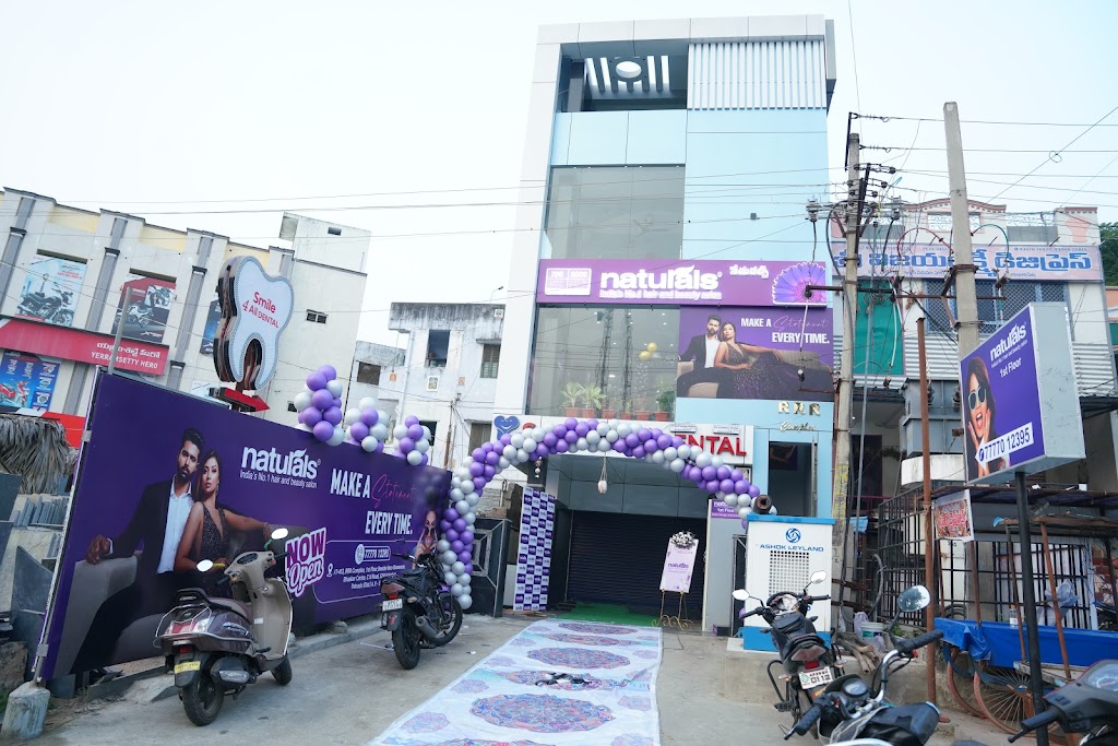 Naturals Hair Beauty Salon Chilakaluripet