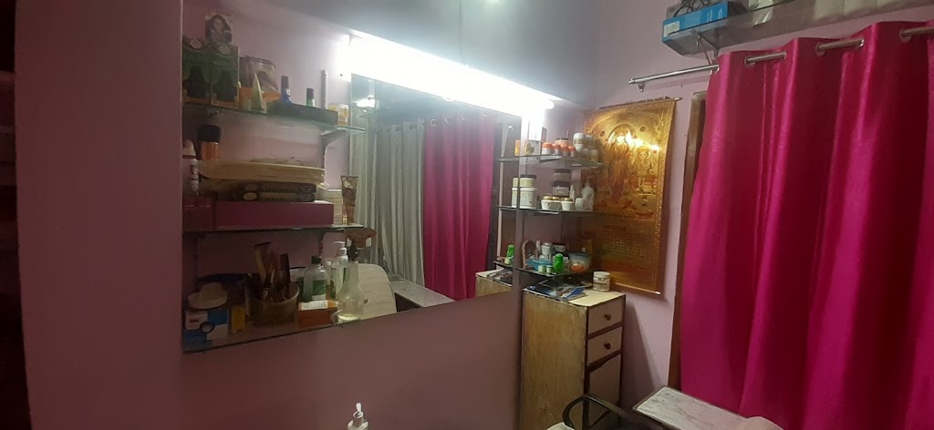 Fem Herbal Beauty Parlour