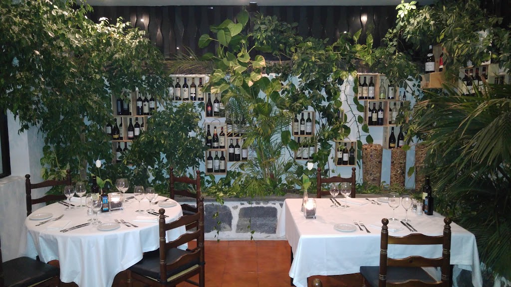 La Cantinetta Trattoria — Ambiente