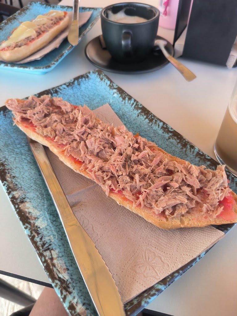 Cafeteria FULLERIA — Cafe