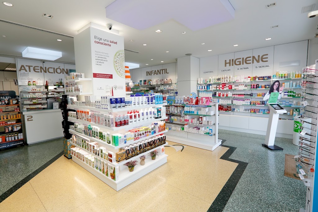 FARMACIA CLEMENTE CARTAGENA.#MERCEDES IGUAZ CLEMENTE — Del propietario