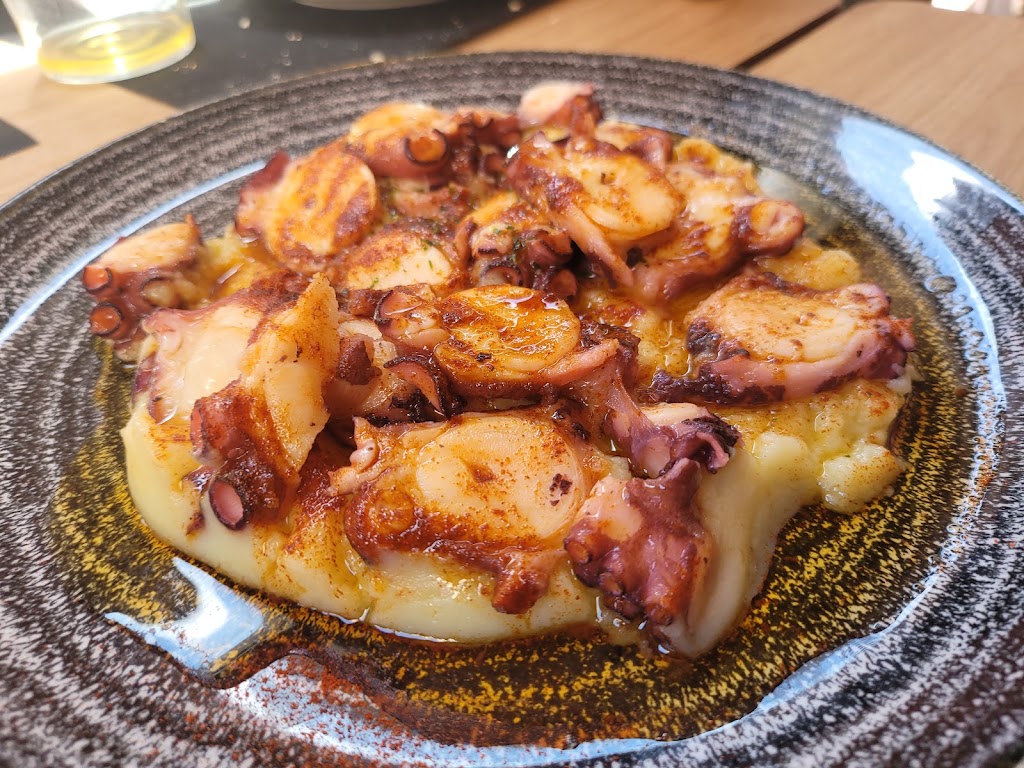 Ca Jose — Comida y bebida