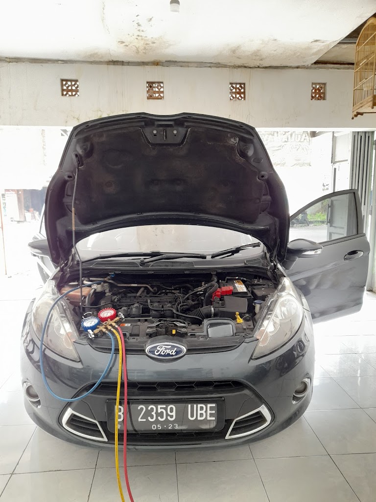 Variasi Mobil Aulia Jaya