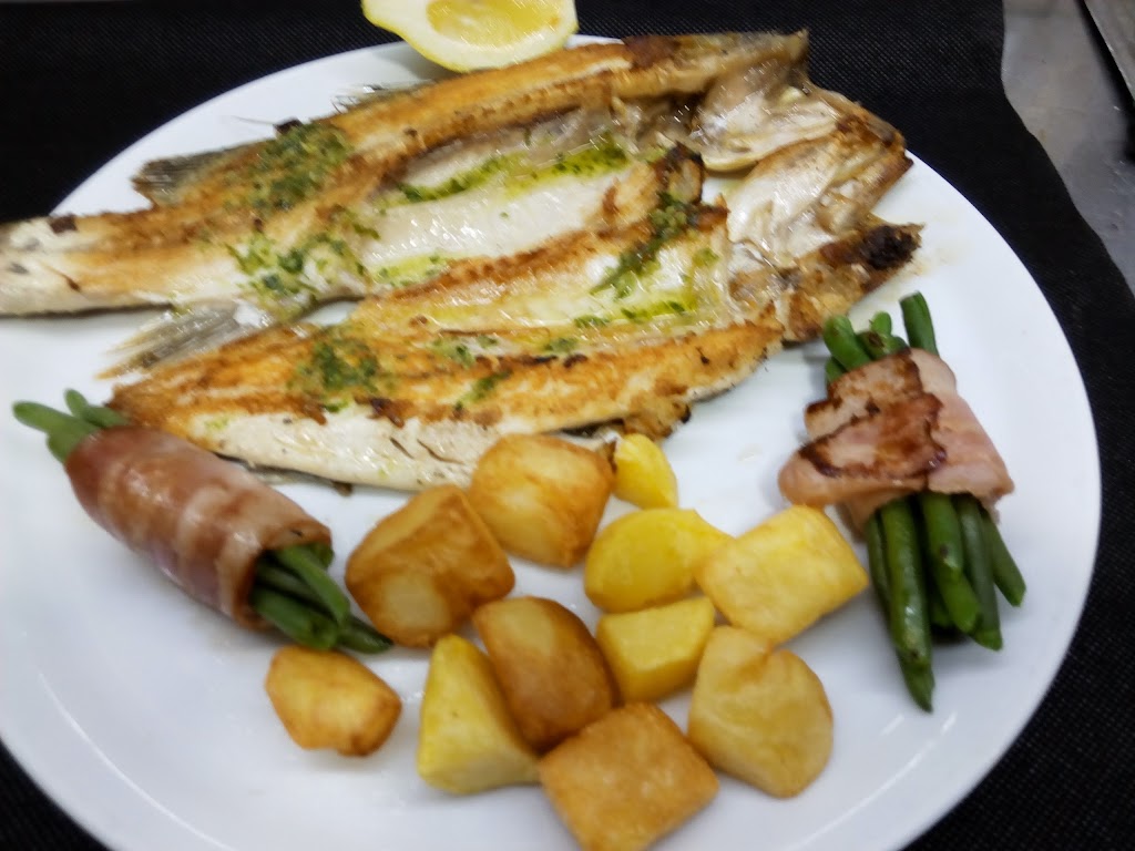 El Moli Denia — Comida y bebida