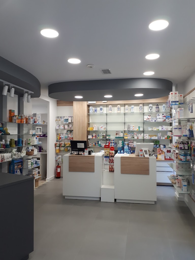 Farmacia Fuente Del Oro — Del propietario