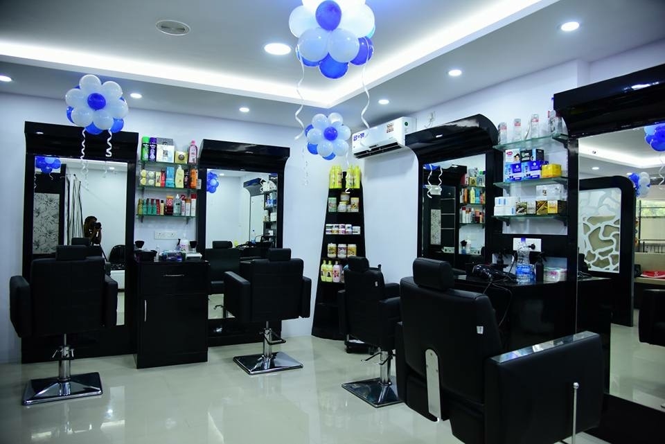 Glanz Professional Unisex Salon Bridal Studio