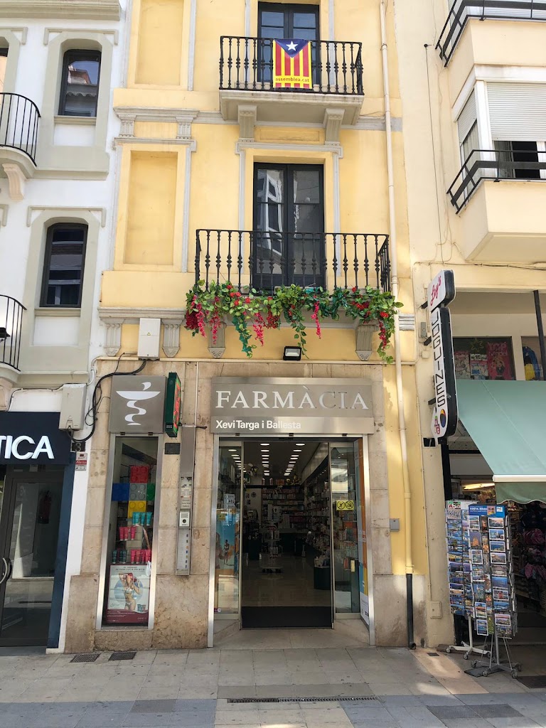 Farmacia del Carrer Major - by Xevi Targa i Ballesta