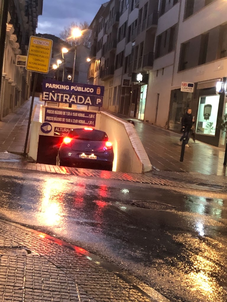 Parking Publico Baza