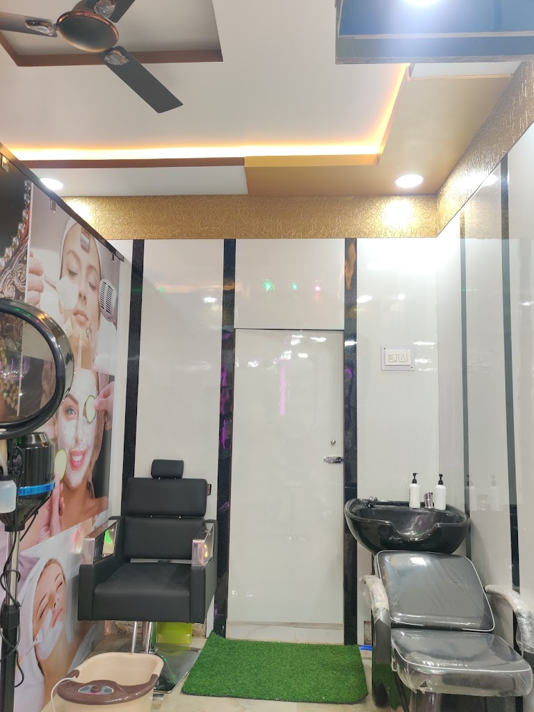 Hm Makeup Studio Salon