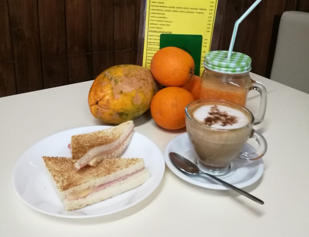 Cafeteria Bo&Ca — Comida y bebida