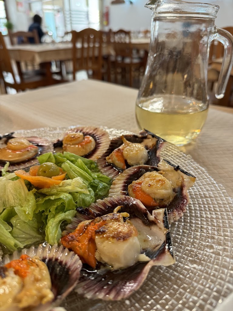 "O Vello" Cabalo Furado — Comida y bebida